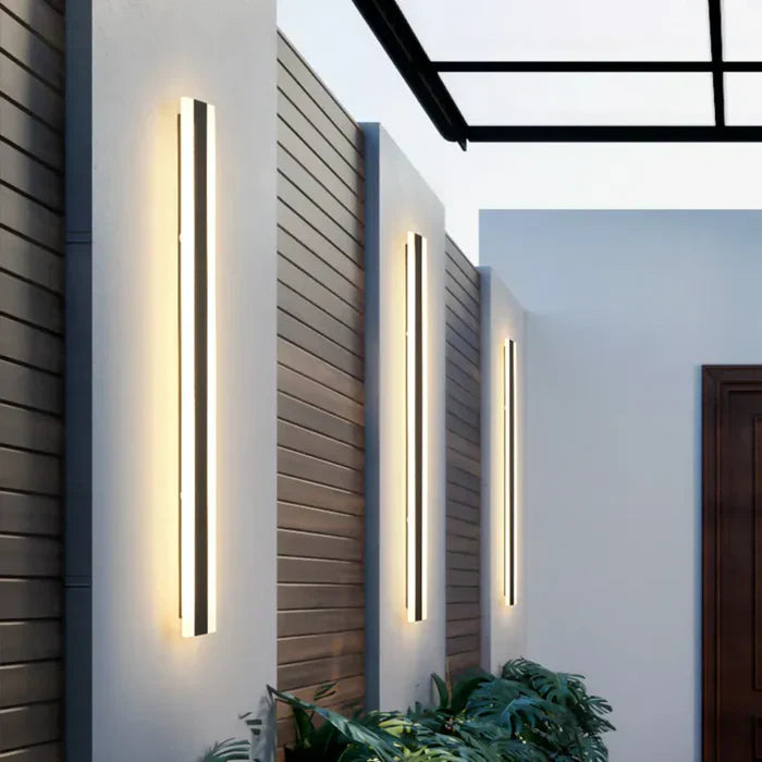 Weather-Resistant Outdoor Wall Sconce - Modern Minimalist Design