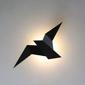 Decorative Bird Wall Light – Modern Origami-Inspired Iron Wall Sconce for Ambient Glow
