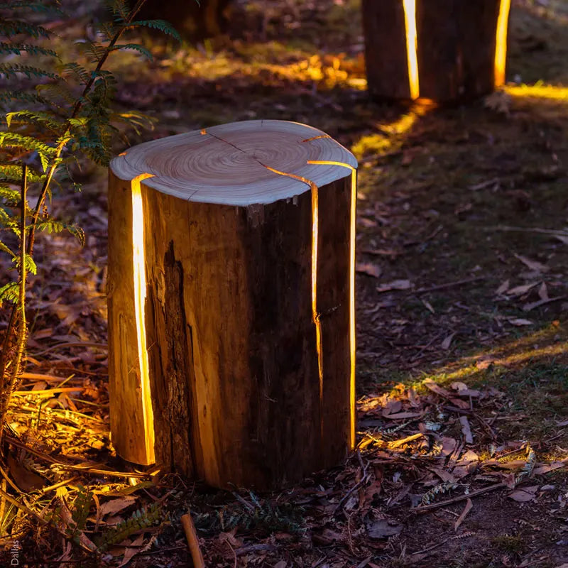 Rustic Tree Stump Outdoor Lamp with 50,000-Hour LED Lifespan