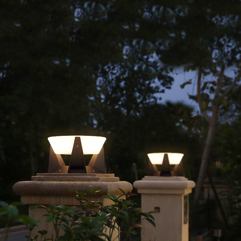 Solar-Powered Geometric Outdoor Garden Light - Sleek Modern Design