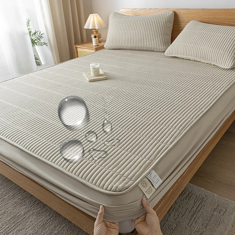 Mattress Protector | Quilted Fabric & Waterproof Layer | Quilted Texture | Bedroom Use