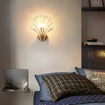 Art Deco Shell Glass Wall Light – Elegant Ribbed Sconce for Ambient Home Lighting
