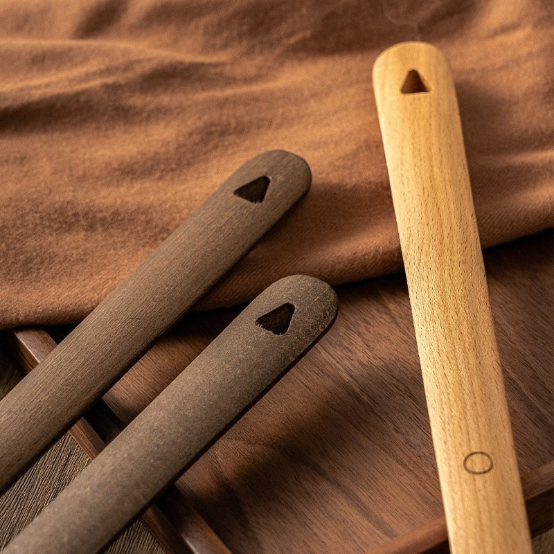 Shoehorn | Natural Wood | Long Handle & Magnetic Mount | Entryway Organizer