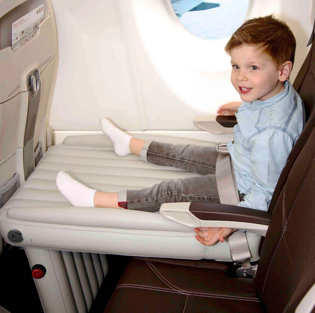 Inflatable Airplane Seat Bed for Kids – Compact Travel Sleep Solution