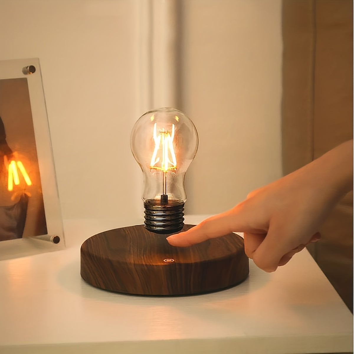 Magnetic Floating LED Bulb Lamp with Touch Control