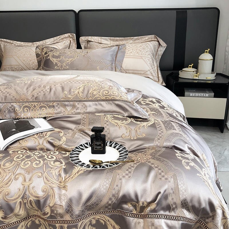 Duvet Cover Set | Egyptian Cotton & Satin | Intricate Damask Pattern | Bedroom Retreat