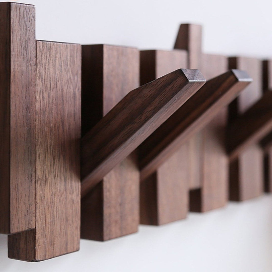 Wall-Mounted Wooden Coat Rack with Piano-Inspired Design