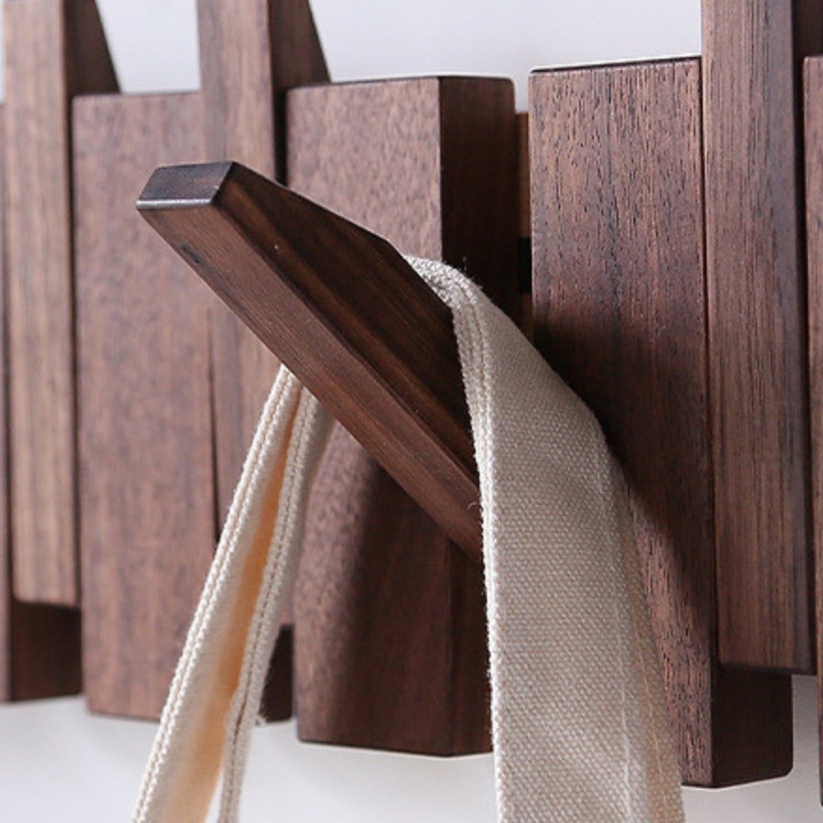 Coatrack | Walnut Wood | Piano-Key Design Wall-Mounted | Sophisticated Living Space