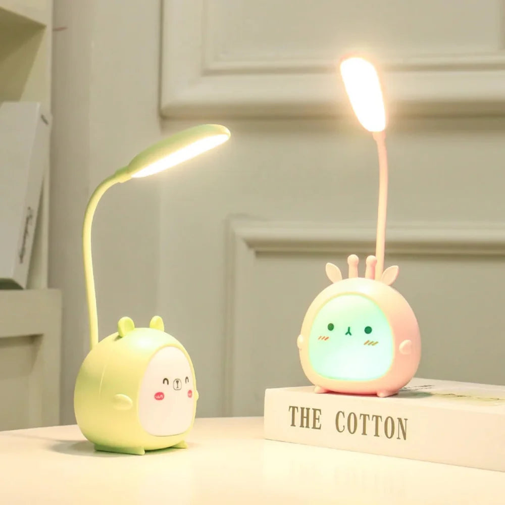 Children's Desk Lamp | Plastic | Animal Shape Design & USB Nightlight | Kids' Study Room