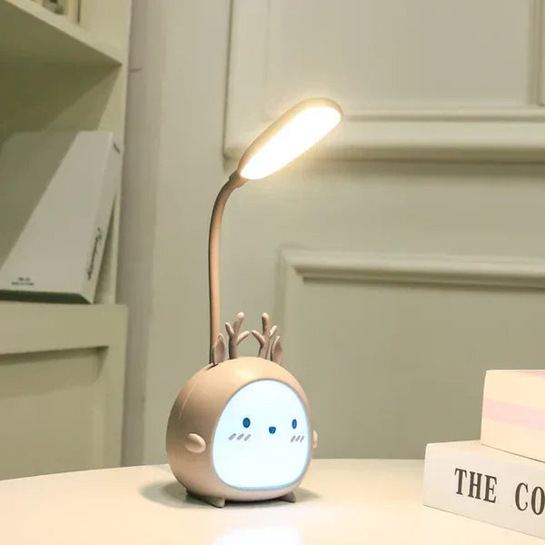 Children's Desk Lamp | Plastic | Animal Shape Design & USB Nightlight | Kids' Study Room