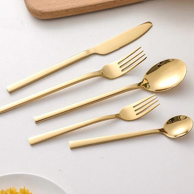 Modern 30-Piece Stainless Steel Flatware Set – Sleek, Dishwasher Safe Design