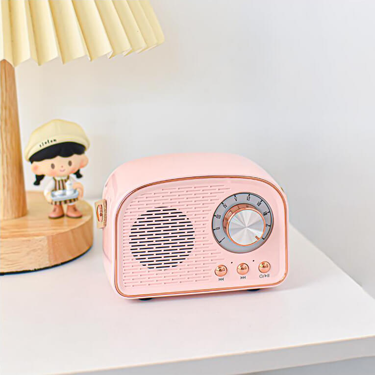 Retro Bluetooth Speaker with Vintage Style and Wireless Portability